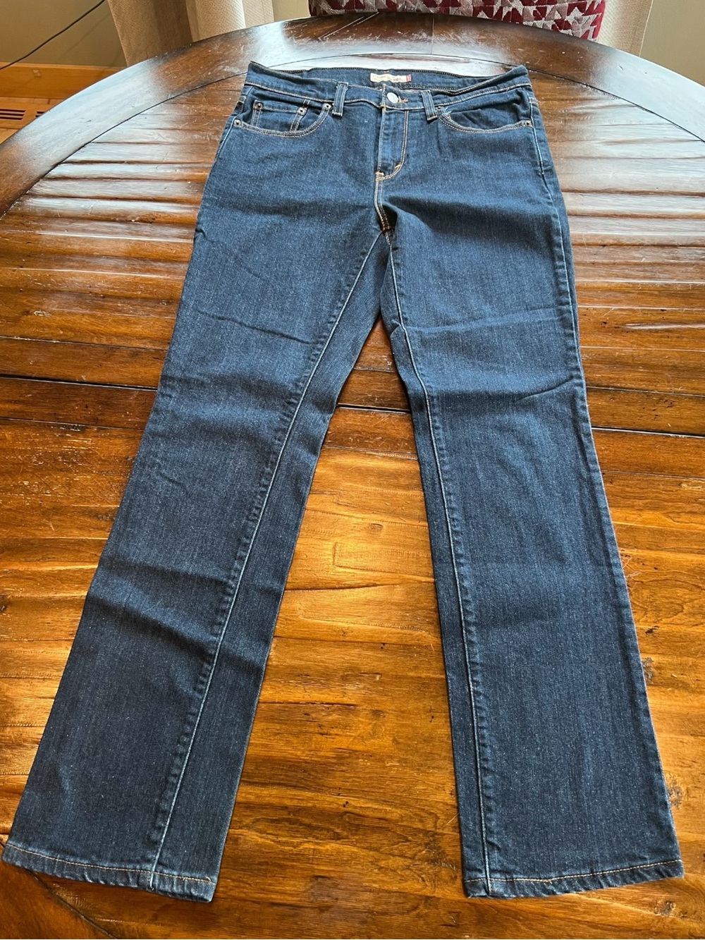 Vintage 505 Levi's 8M Women's Dark Blue Straight Leg Jeans 30” Inseam (3)